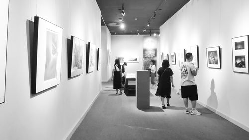 刀鋒下的藝術(shù)盛宴 版畫(huà)作品展吸引眾多藝術(shù)愛(ài)好者